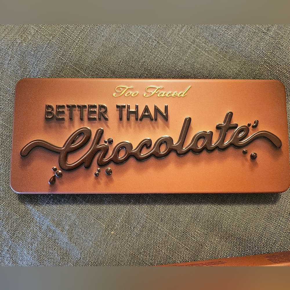 Two Faced Better Than Chocolate  Eye Shadow Pallet